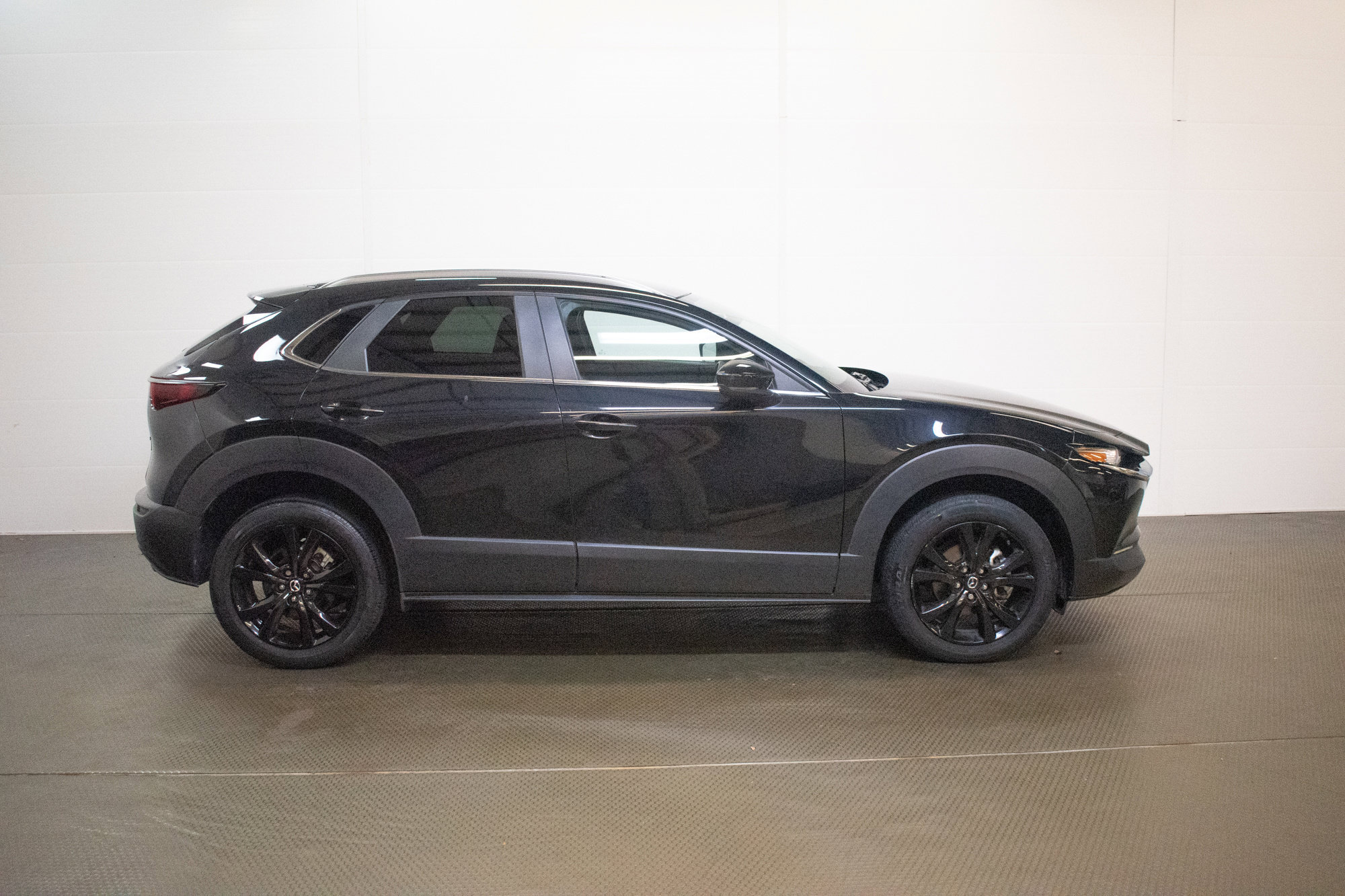 Used 2024 MAZDA CX-30 AWD 2.5 S w/ Select Sport Pkg image 3