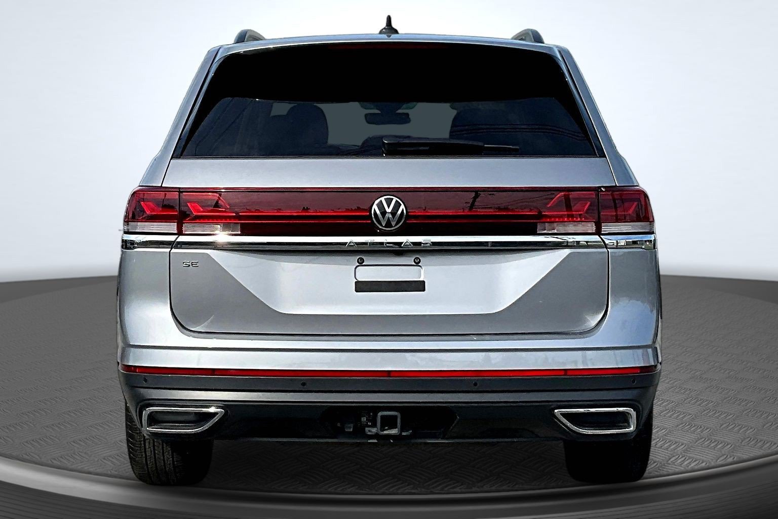 Used 2026 Volkswagen Atlas SE FWD image 4