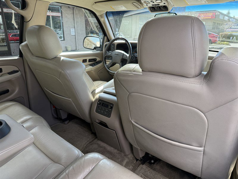 Used 2003 GMC Yukon SLT w/ 1SD Preferred Equipment Group image 19