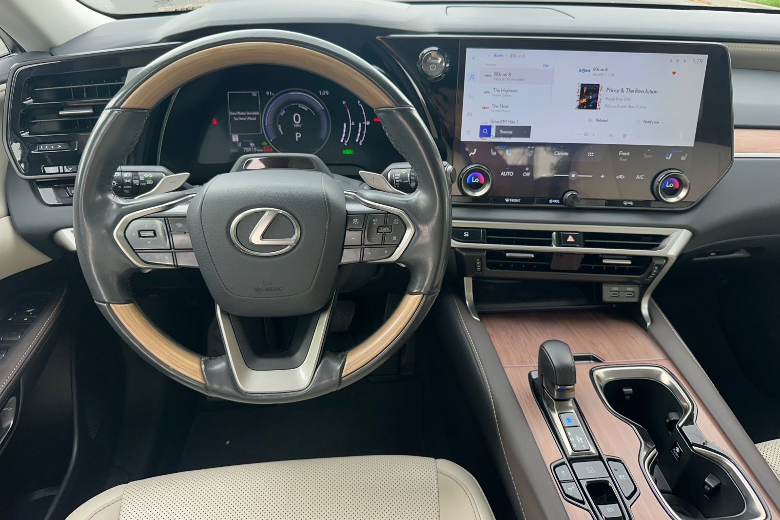 Used 2024 Lexus RX 350h w/ Convenience Package AWD/4WD image 18