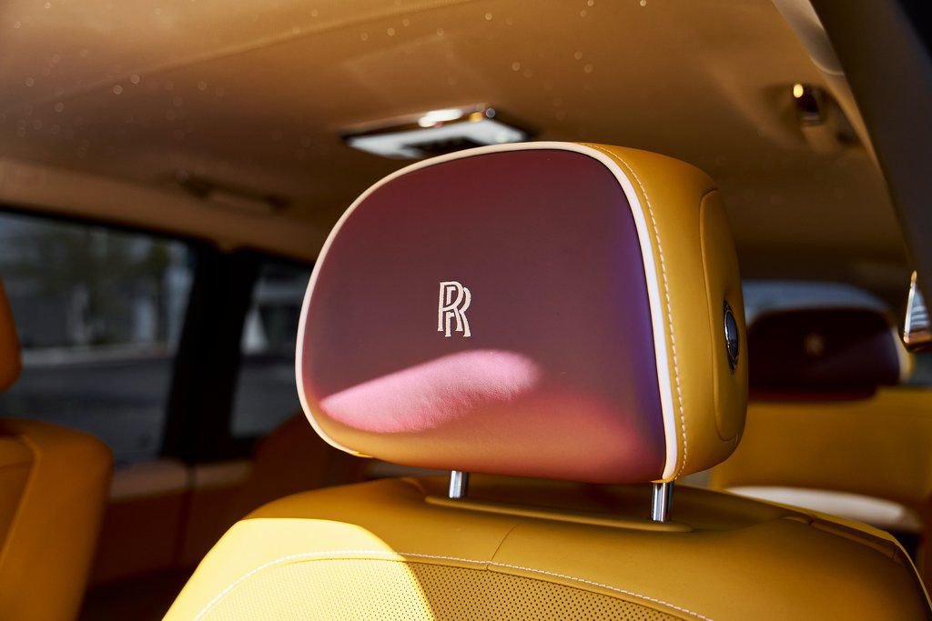 Used 2025 Rolls-Royce Cullinan AWD/4WD image 52