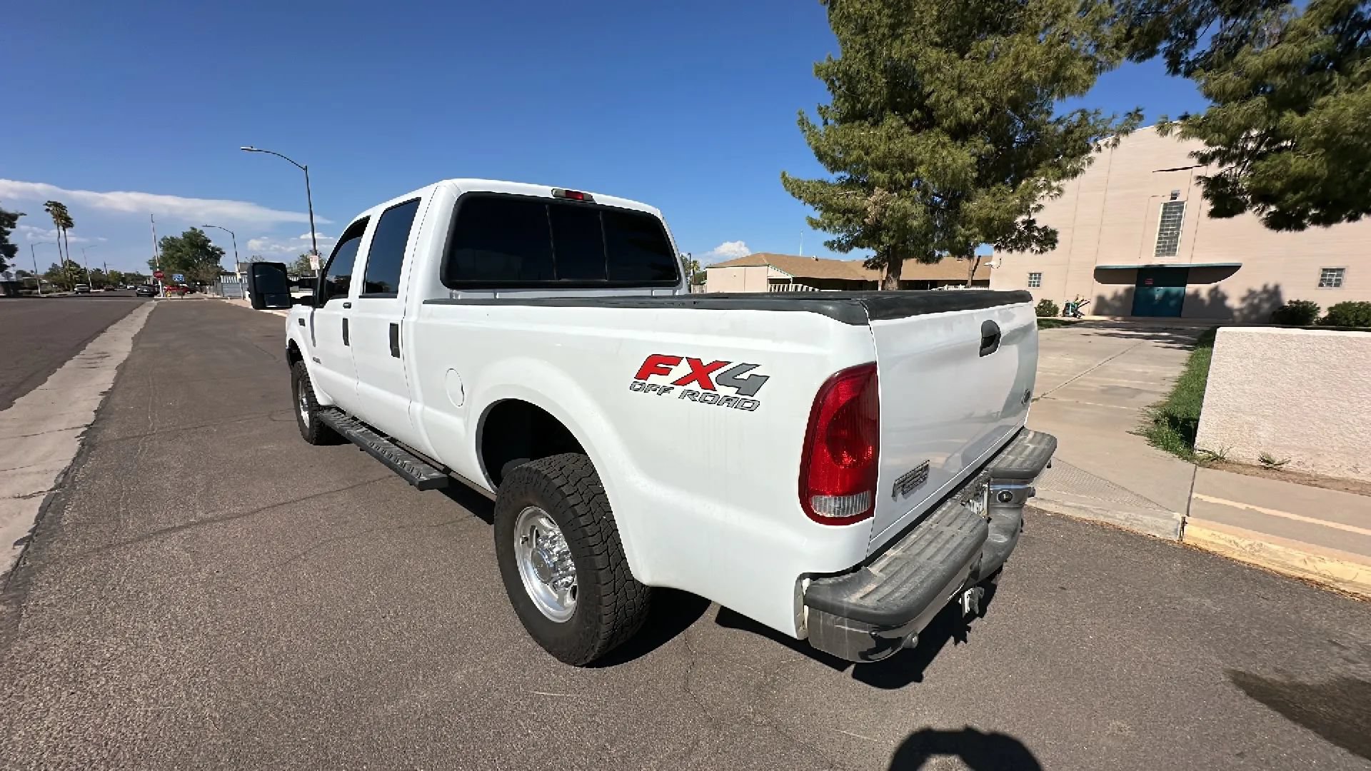 Used 2004 Ford F250 XL AWD/4WD image 2
