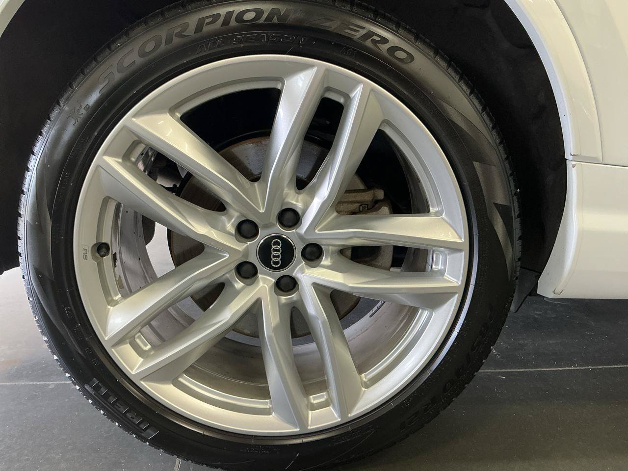 Used 2017 Audi Q7 3.0T Prestige AWD/4WD image 30