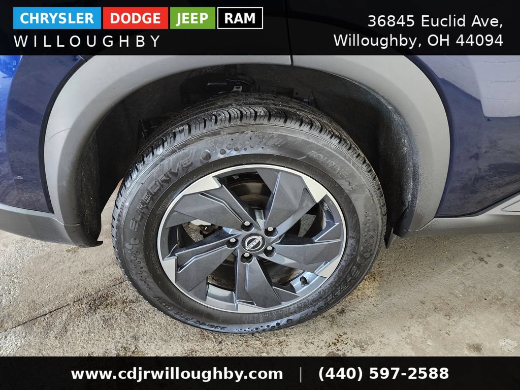 Used 2024 Nissan Rogue SV AWD/4WD image 41