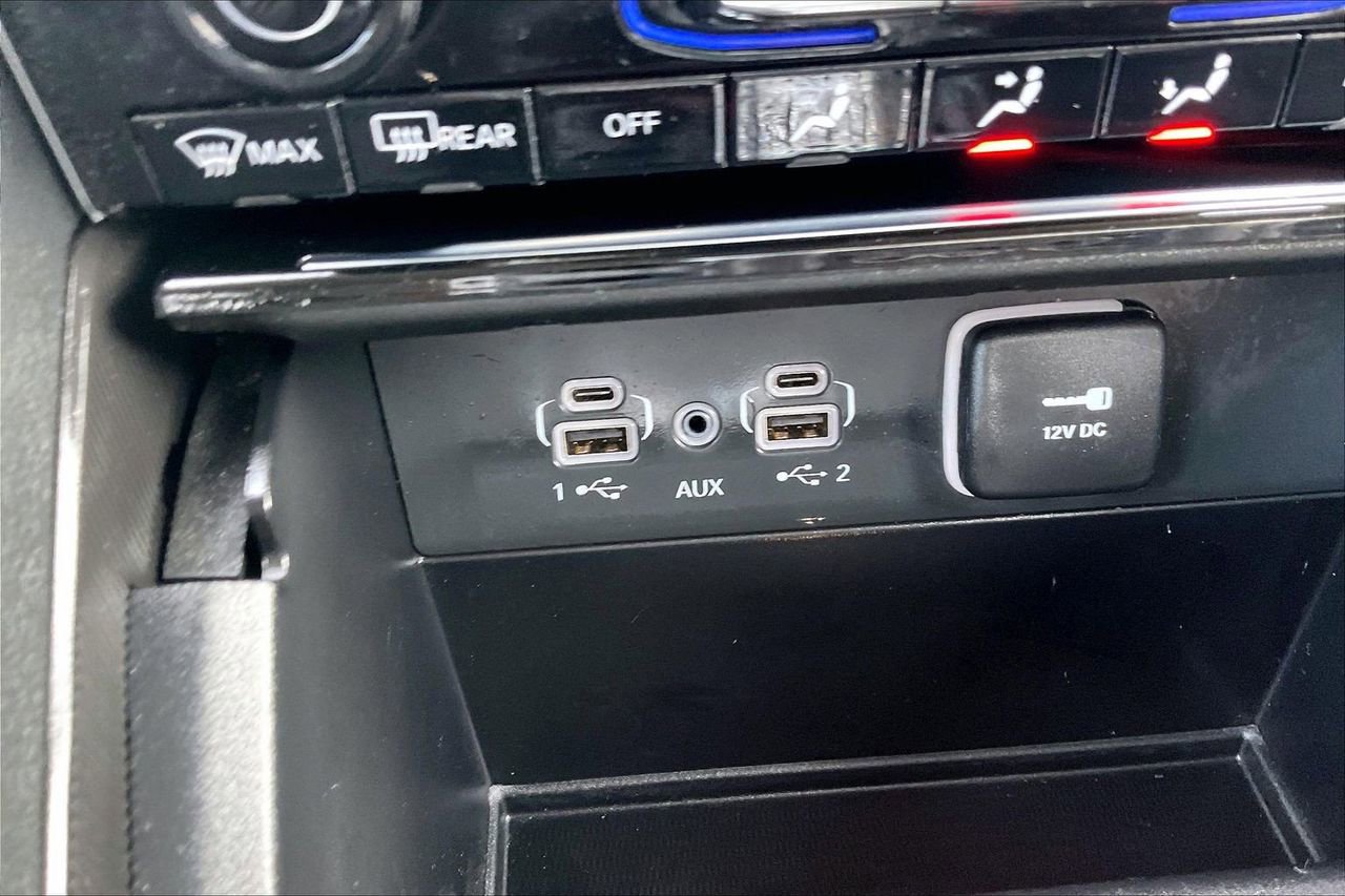 Certified 2023 Jeep Grand Cherokee Laredo X image 18