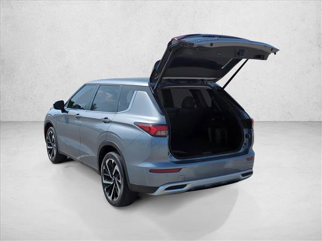 Used 2023 Mitsubishi Outlander SE FWD image 7