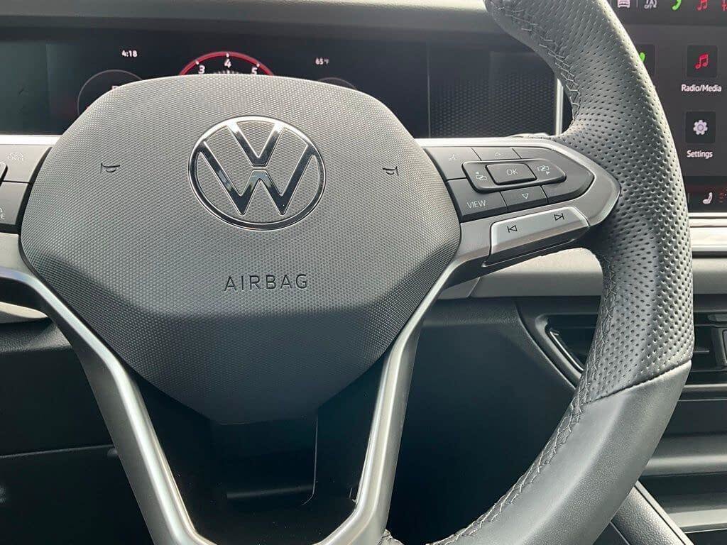Used 2026 Volkswagen Tiguan SE R-Line AWD/4WD image 21