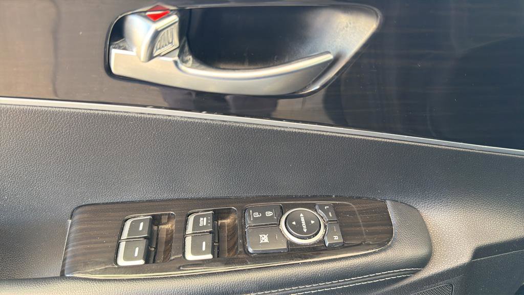 Used 2019 Kia Sorento L FWD image 20