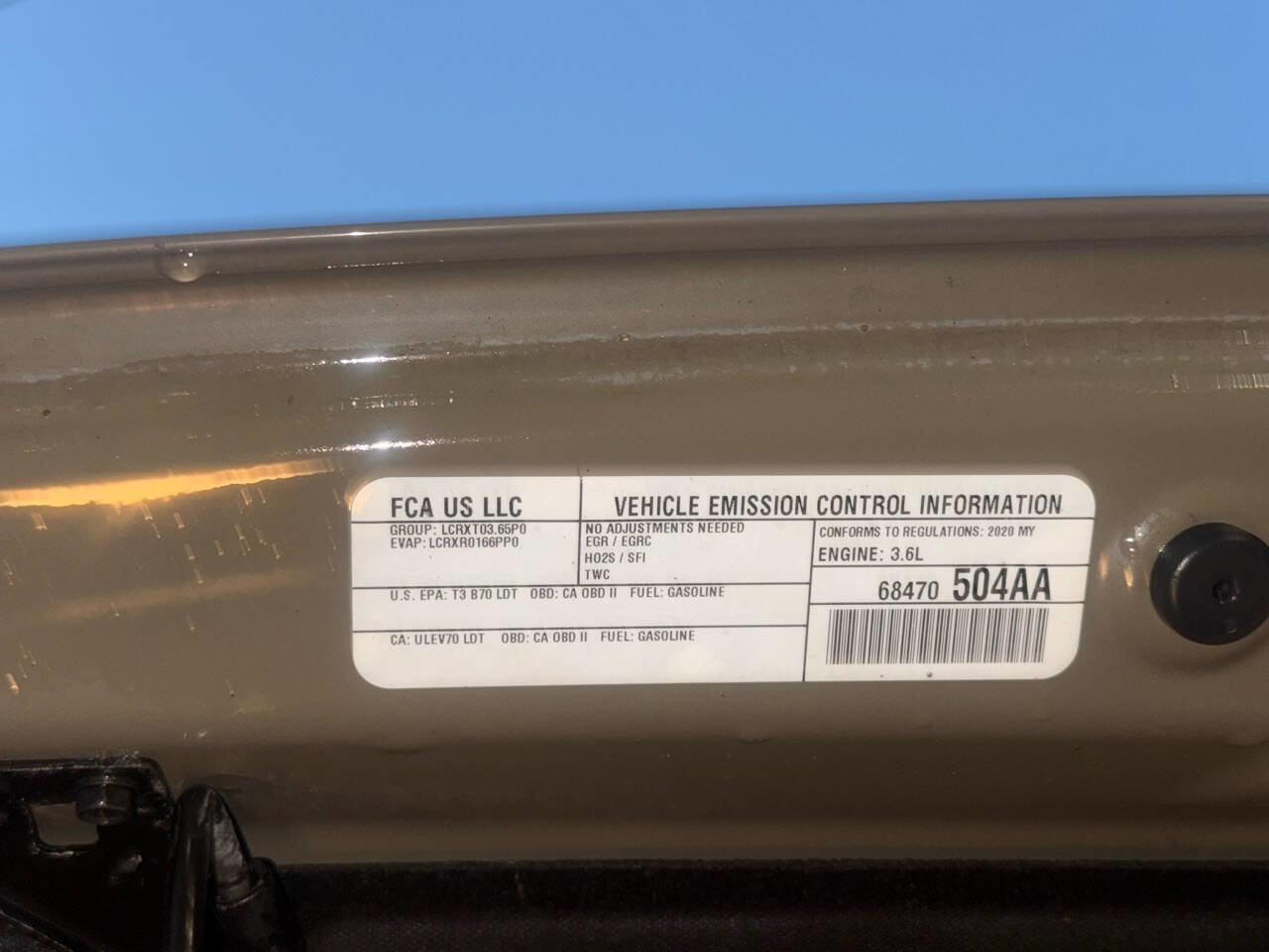 Used 2020 Jeep Gladiator Overland w/ Cold Weather Group AWD/4WD image 26