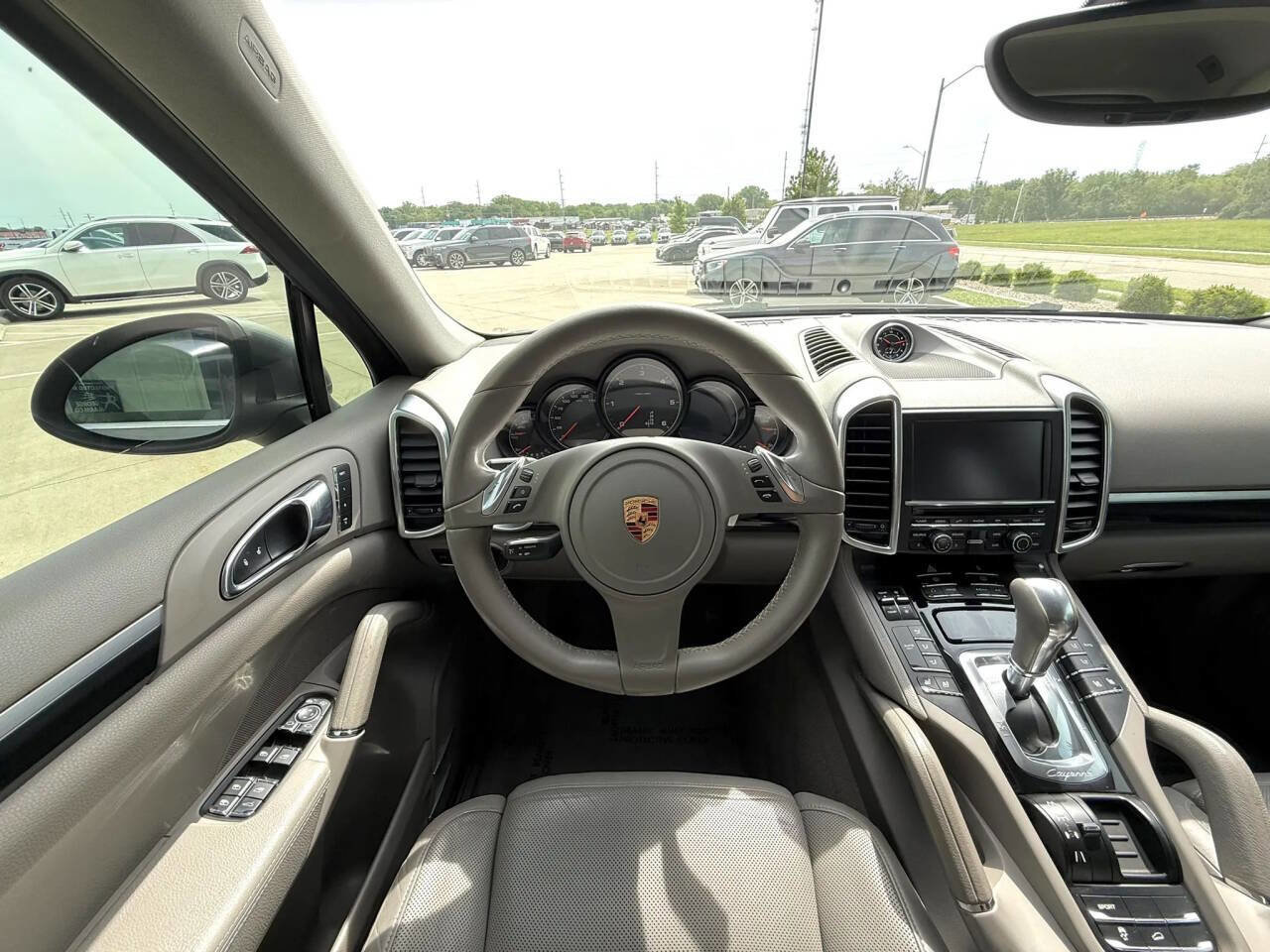 Used 2013 Porsche Cayenne Diesel AWD/4WD image 17