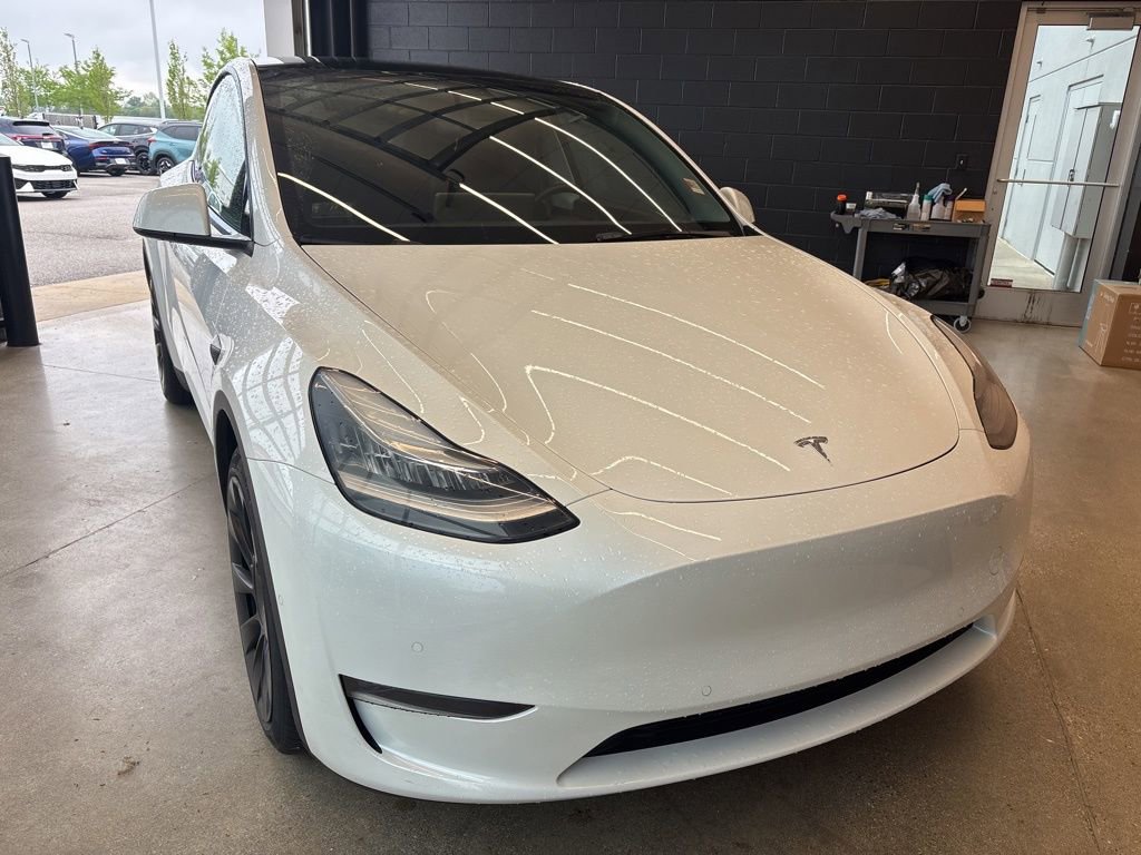 Used 2021 Tesla Model Y Long Range AWD/4WD image 1