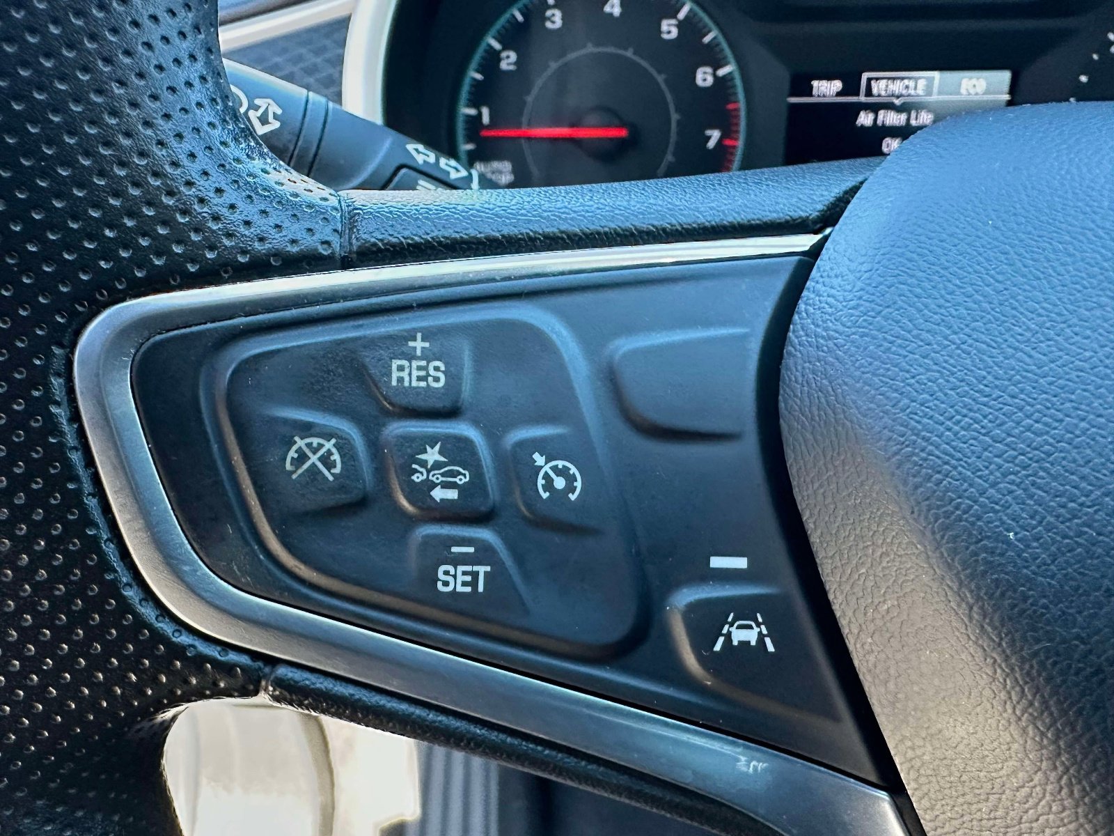 Used 2023 Chevrolet Malibu LT w/ Driver Confidence Package image 20