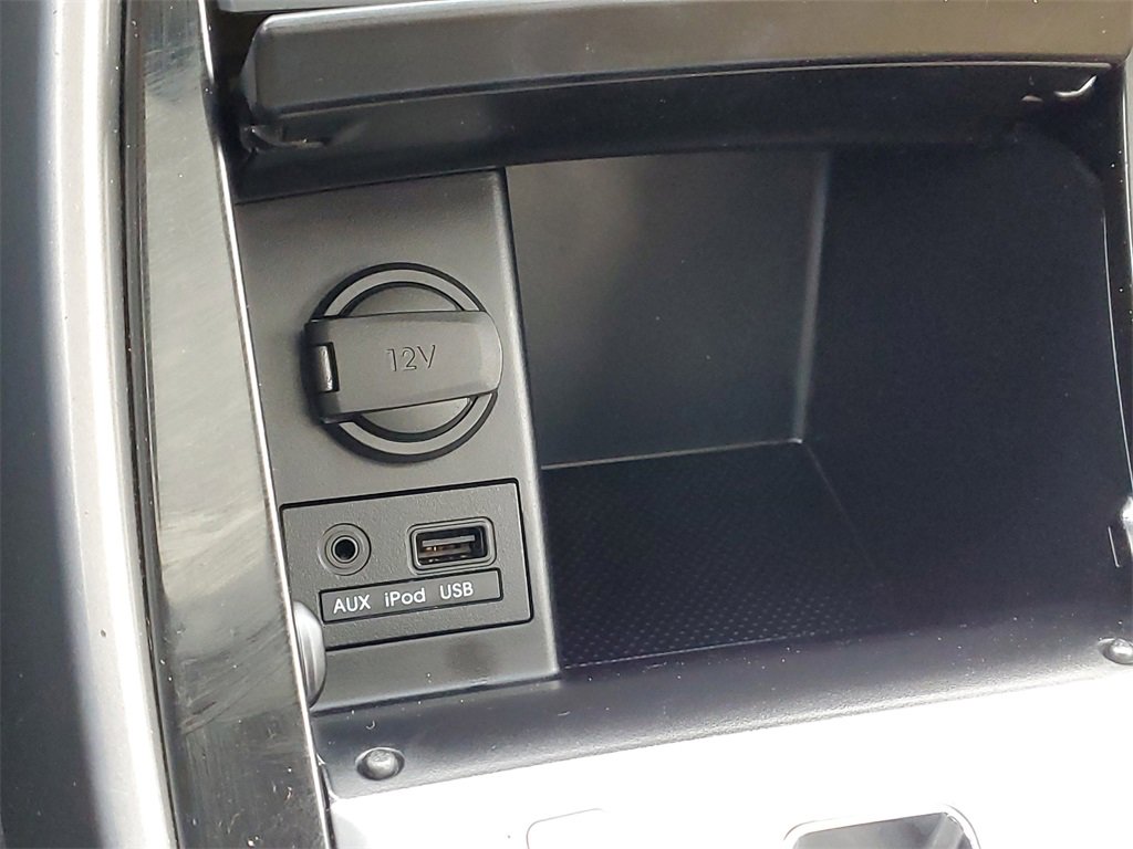 Used 2012 Hyundai Elantra Limited image 25