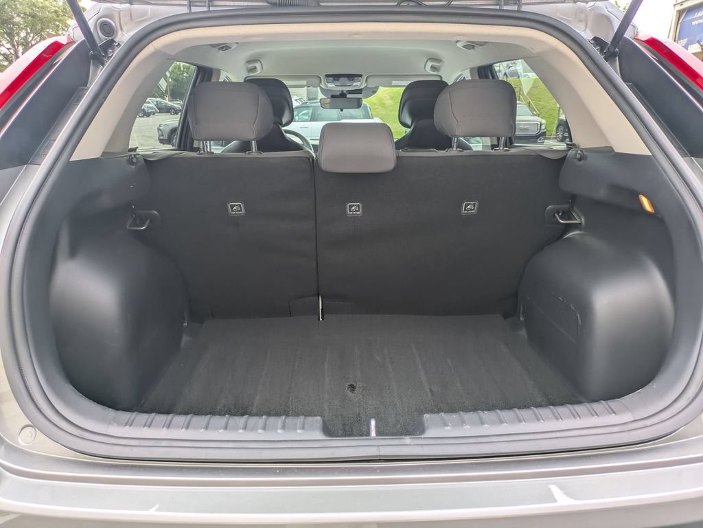 Used 2025 Kia Niro LX FWD image 28