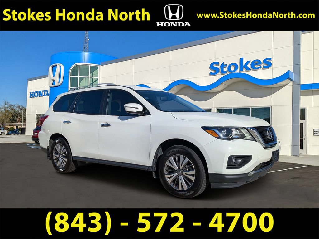 Used 2020 Nissan Pathfinder SV