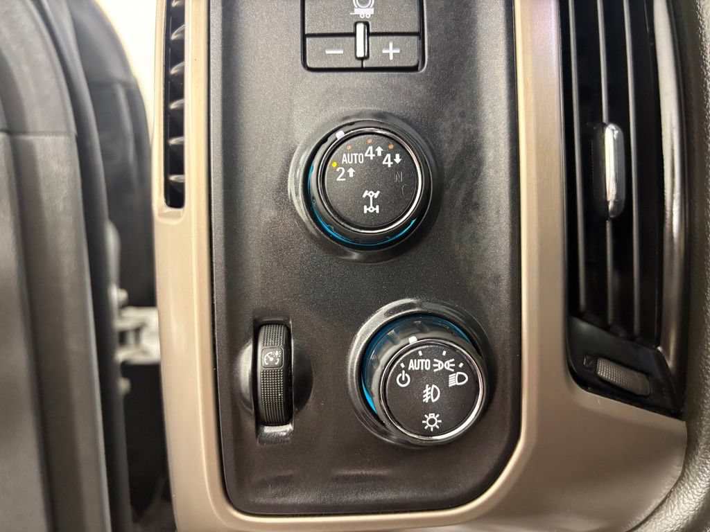 Used 2018 GMC Sierra 1500 Denali w/ Denali Ultimate Package AWD/4WD image 17