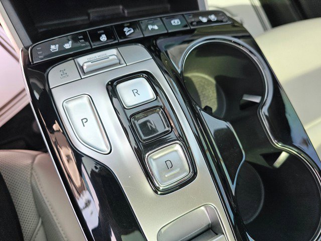 Used 2024 Hyundai Tucson Limited image 32