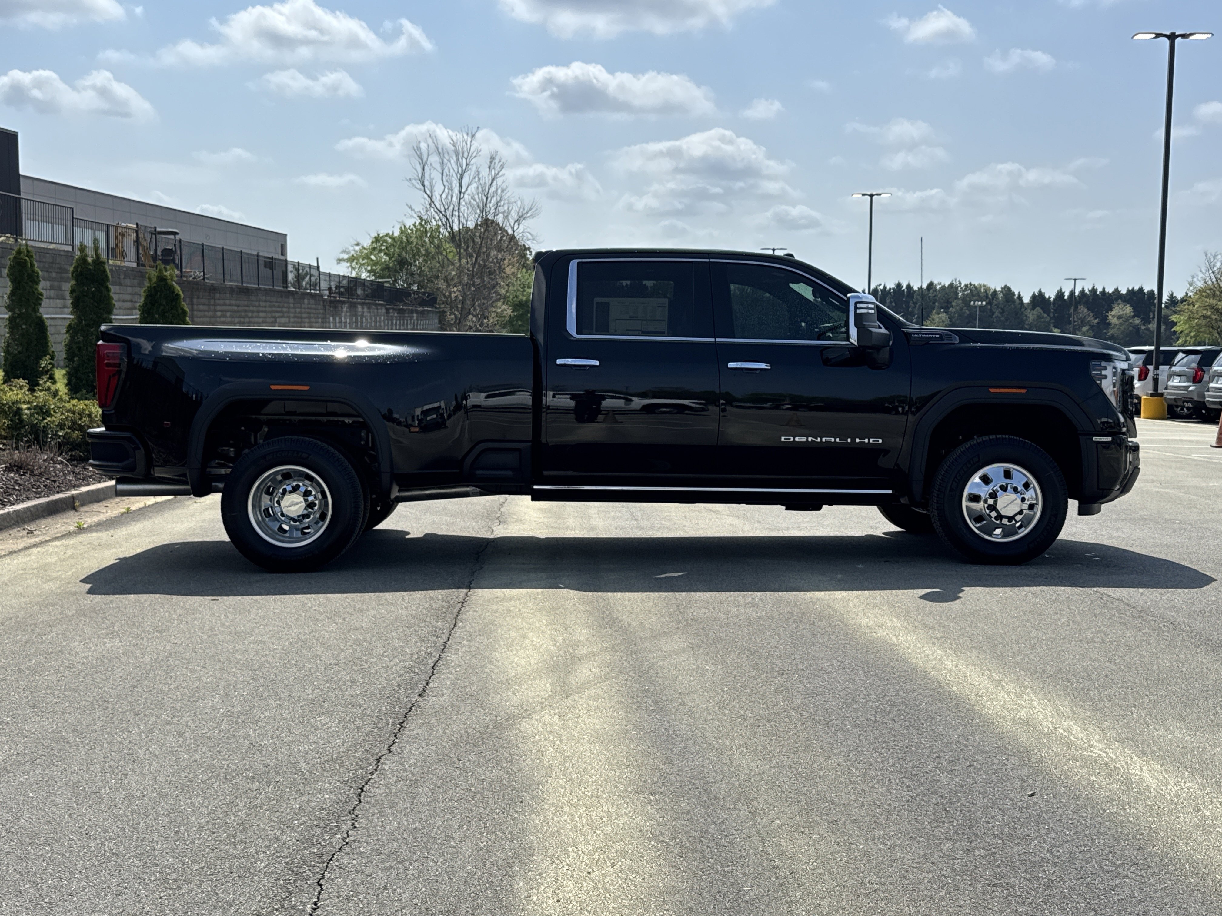 New 2026 GMC Sierra 3500 Denali Ultimate image 11