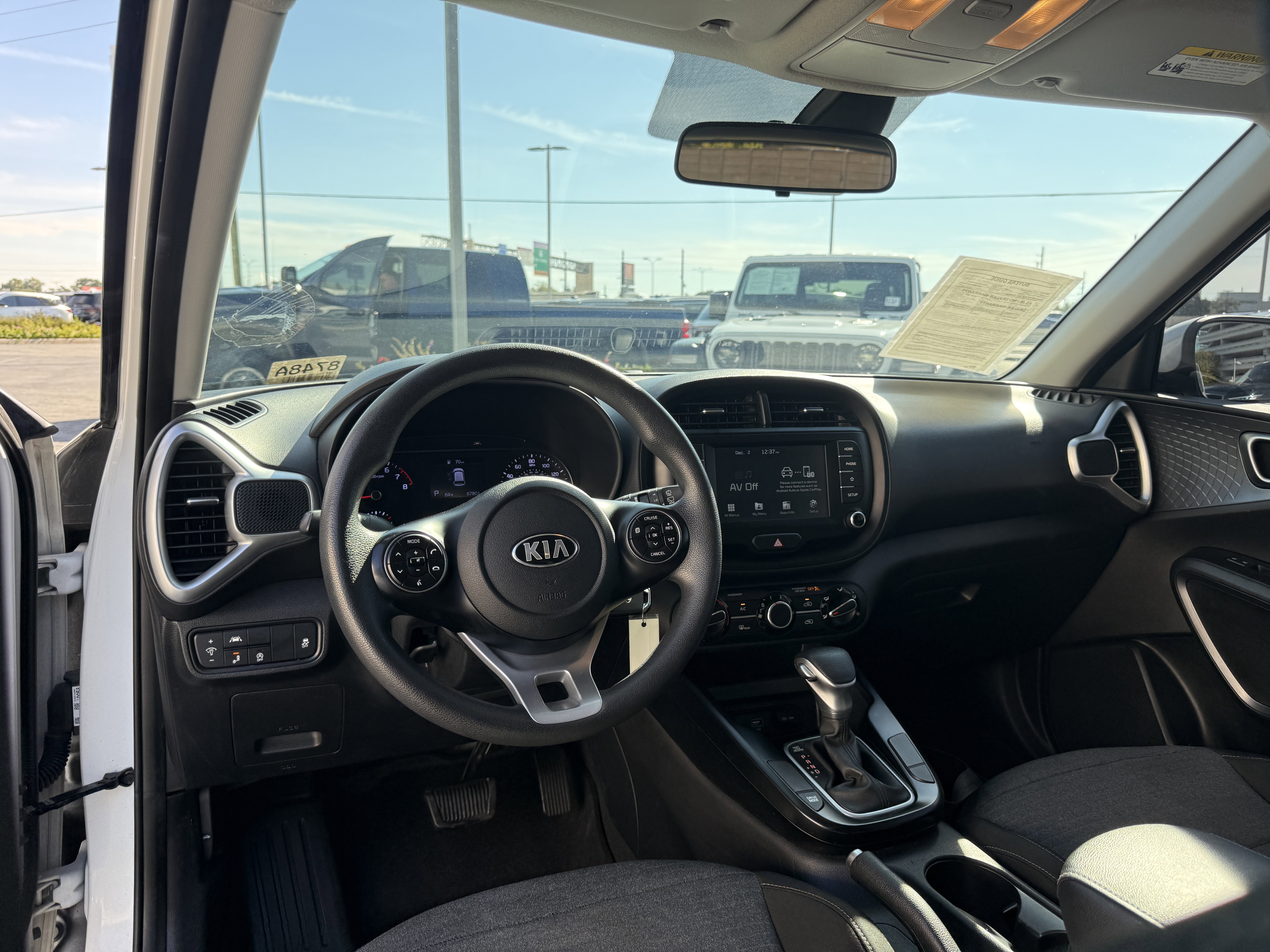 Used 2020 Kia Soul S image 16