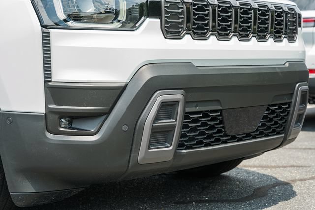 New 2026 Jeep Cherokee Overland AWD/4WD image 19