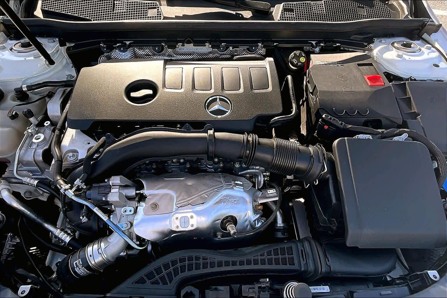 Used 2023 Mercedes-Benz CLA 250 image 32