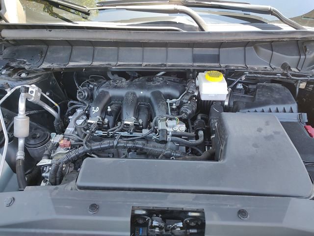 Used 2025 Nissan Pathfinder SL image 31