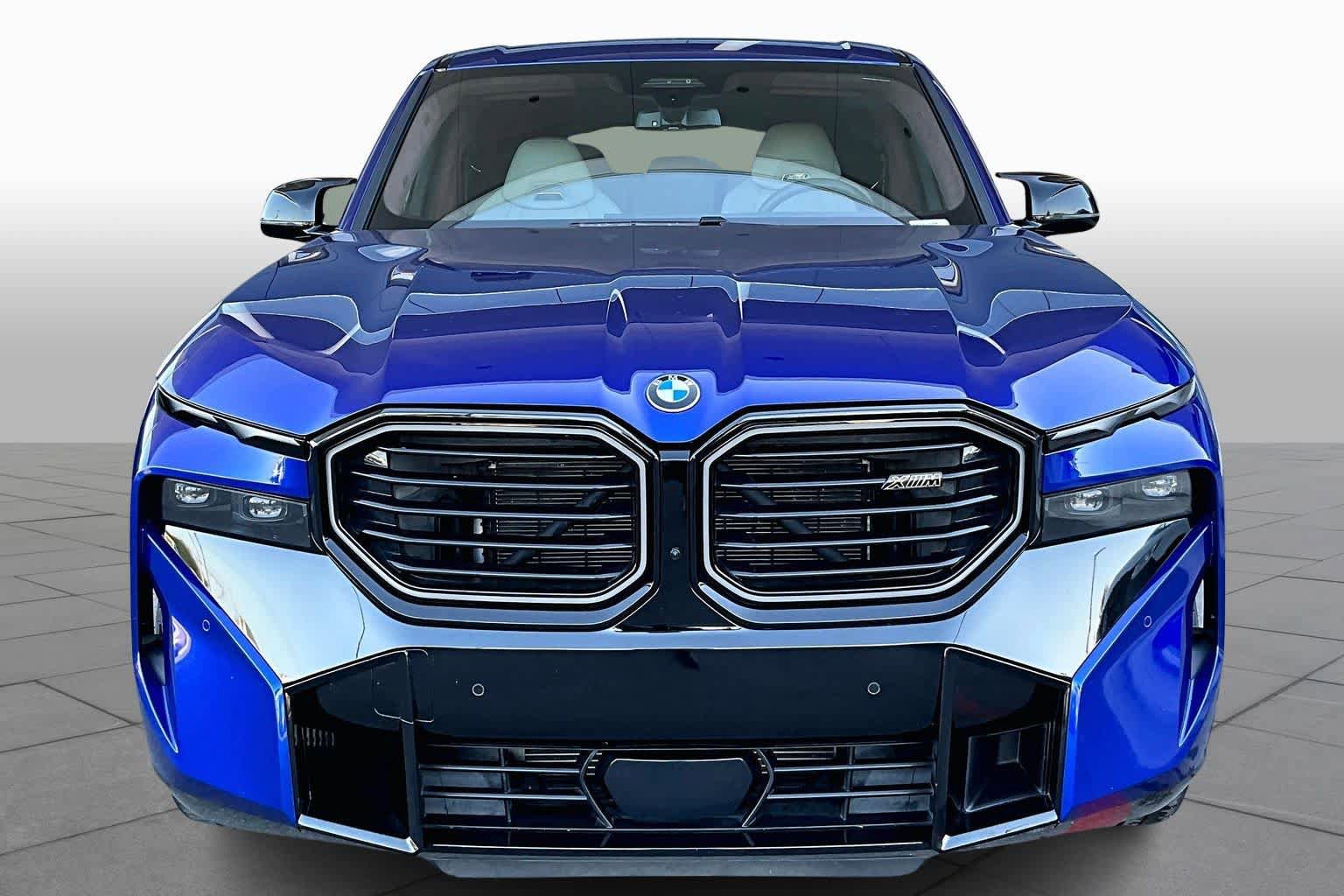 Used 2025 BMW XM AWD/4WD image 4