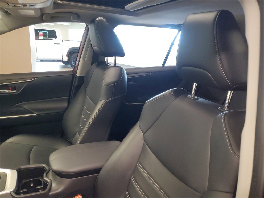 Certified 2022 Toyota RAV4 XLE Premium image 19