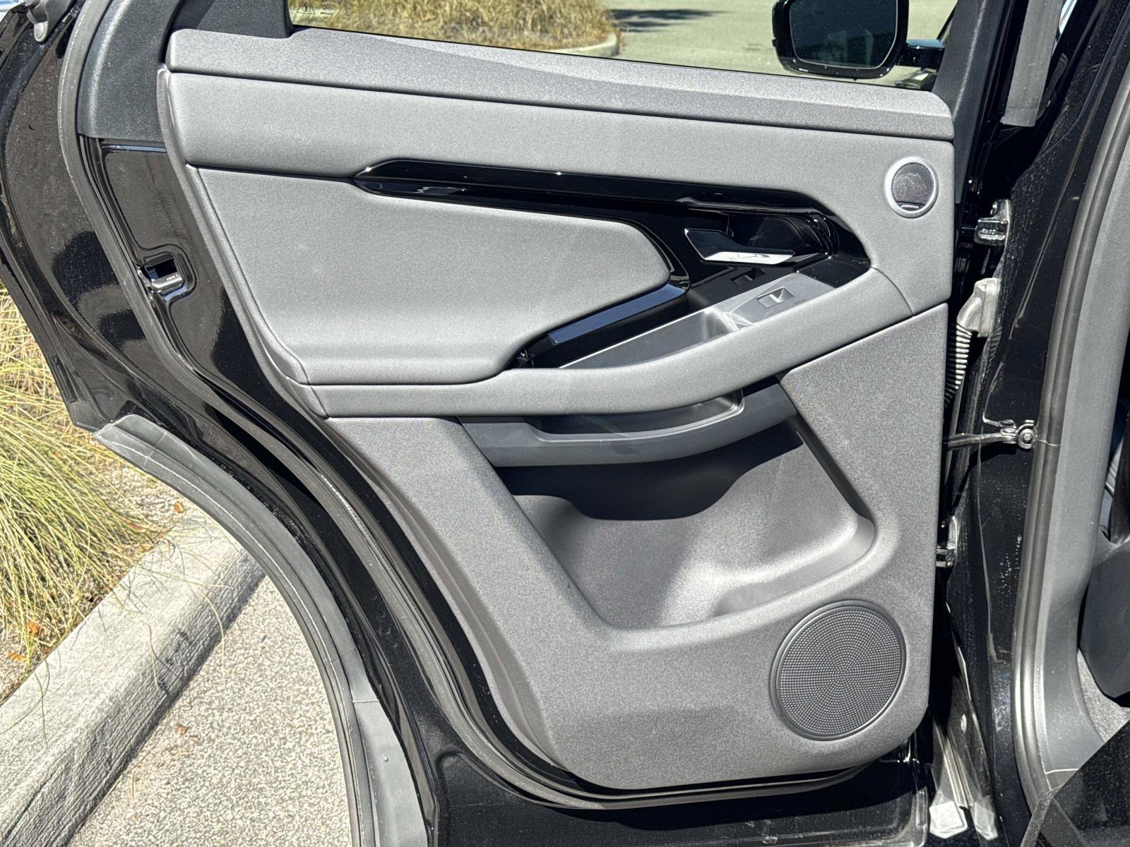 Certified 2025 Land Rover Range Rover Evoque S image 13