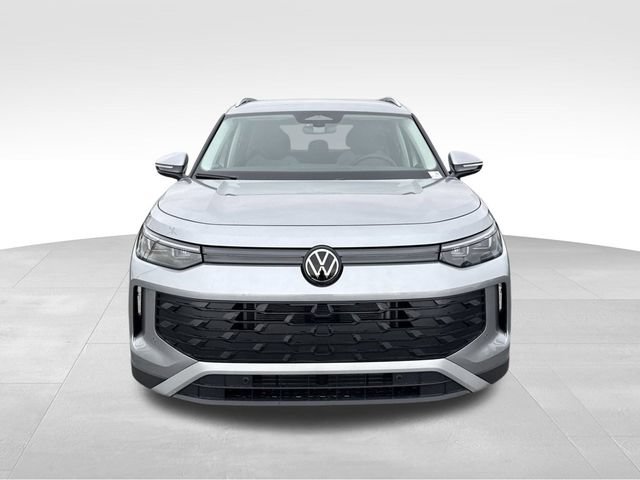 Used 2026 Volkswagen Tiguan S FWD image 8
