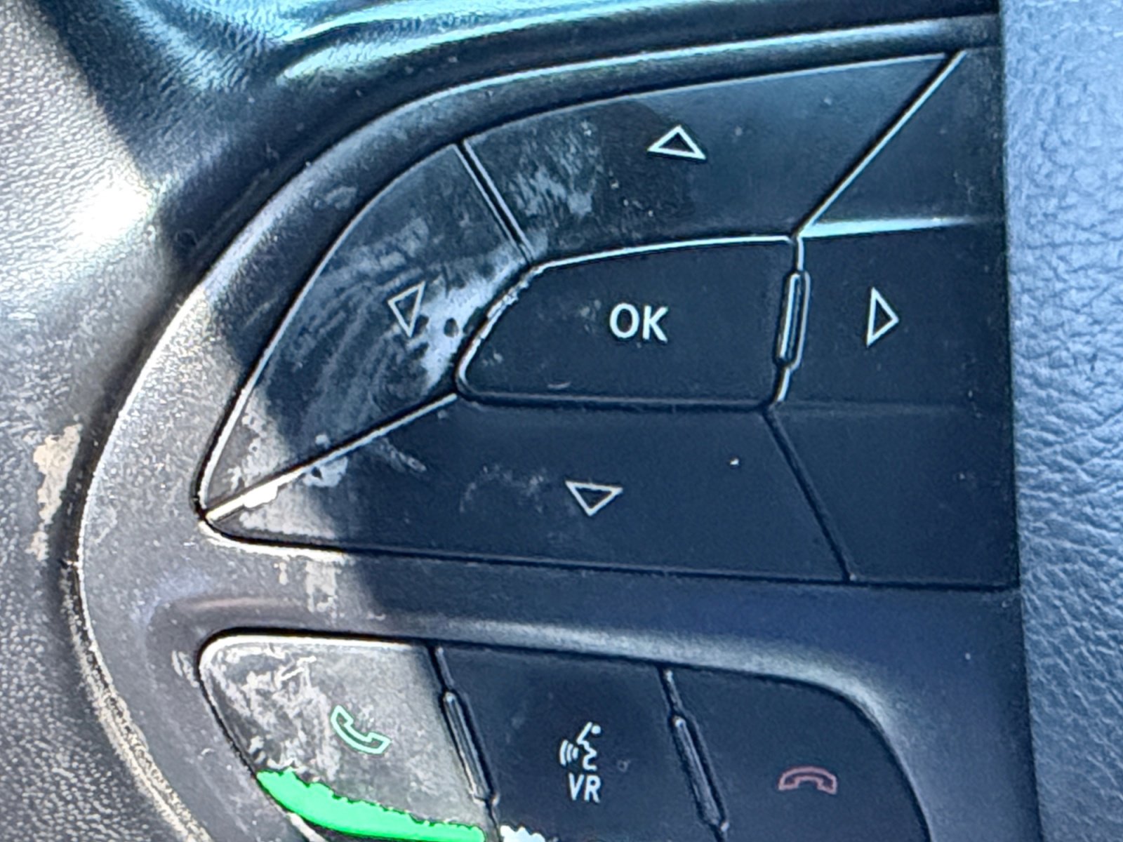 Used 2018 Dodge Charger SXT w/ Blacktop Package RWD image 33