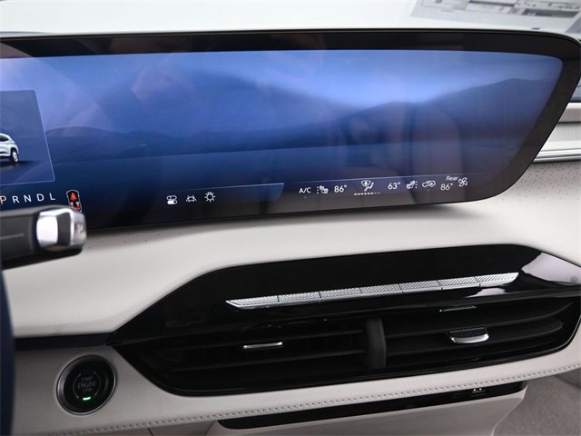 Certified 2025 Buick Enclave Avenir image 36