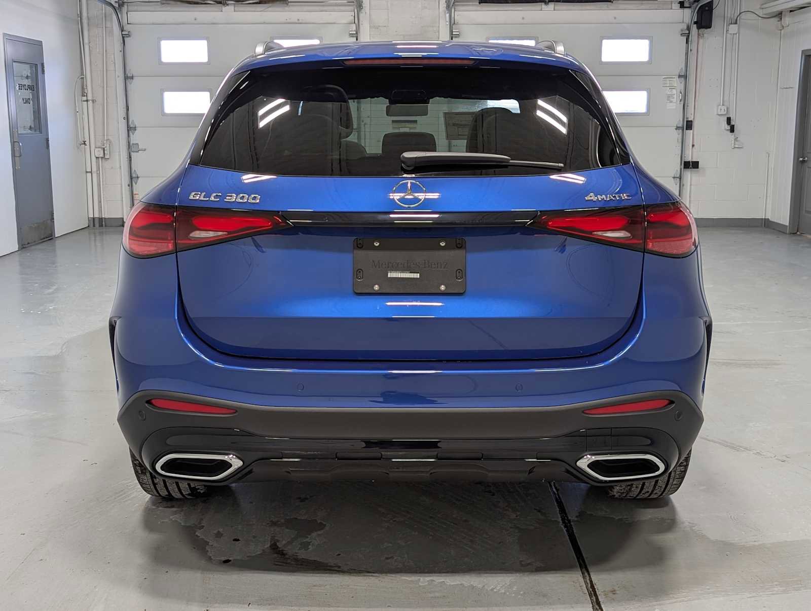 New 2026 Mercedes-Benz GLC 300 GLC 300 image 8