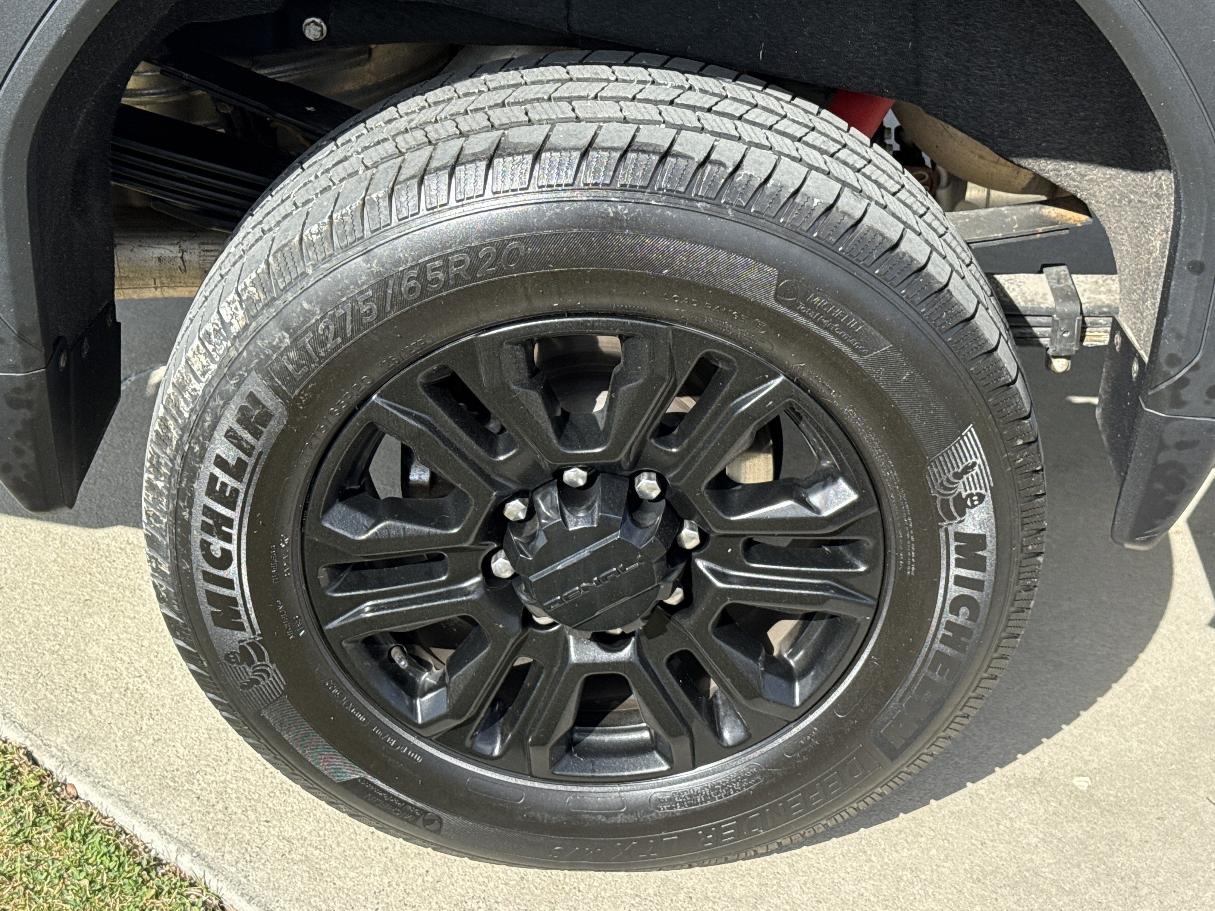 Used 2022 GMC Sierra 3500 Denali w/ Denali Black Diamond Edition image 14