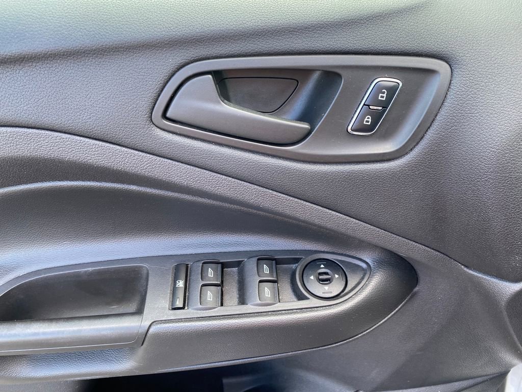 Used 2015 Ford Escape S FWD image 13
