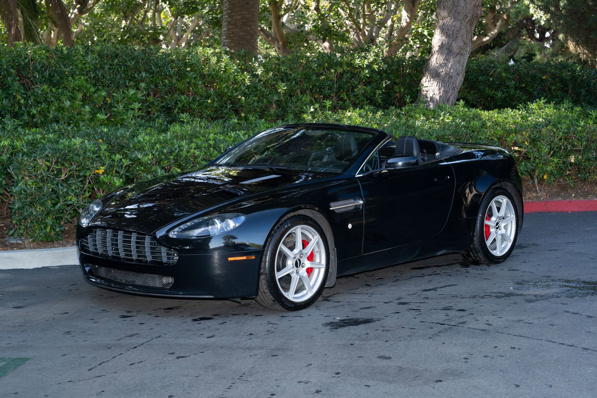 Used 2007 Aston Martin V8 Vantage Roadster image 3