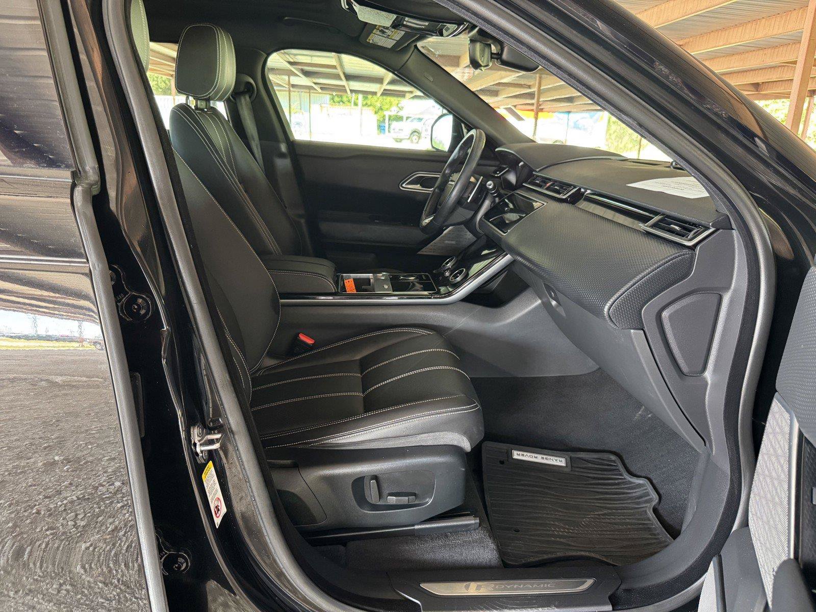 Used 2019 Land Rover Range Rover Velar R-Dynamic SE AWD/4WD image 45