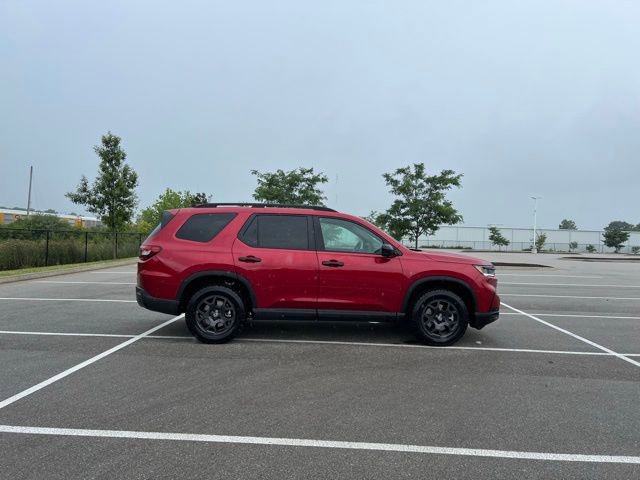 New 2025 Honda Pilot TrailSport image 10