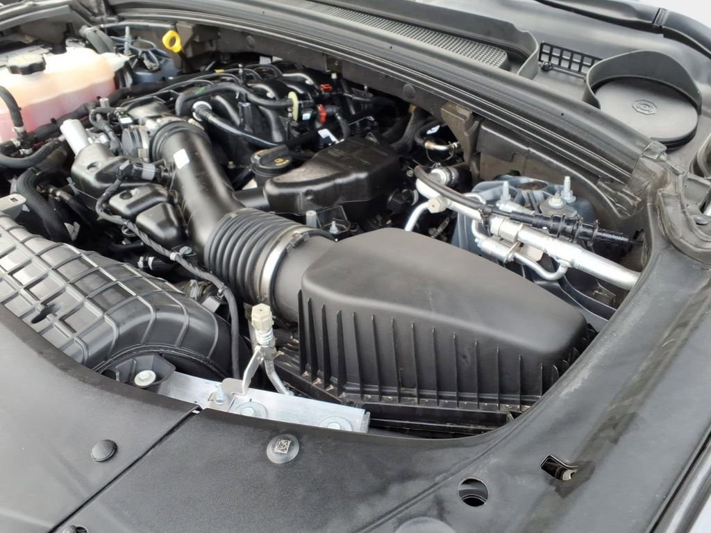 Certified 2024 Jeep Grand Cherokee L Laredo image 31