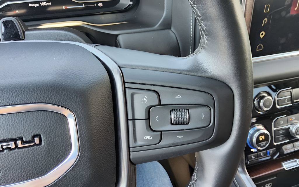 Used 2024 GMC Yukon Denali Ultimate AWD/4WD image 20