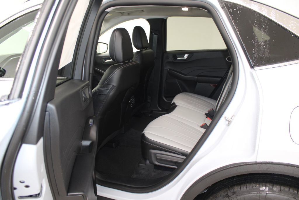 New 2026 Ford Escape Platinum w/ Premium Technology Package image 25