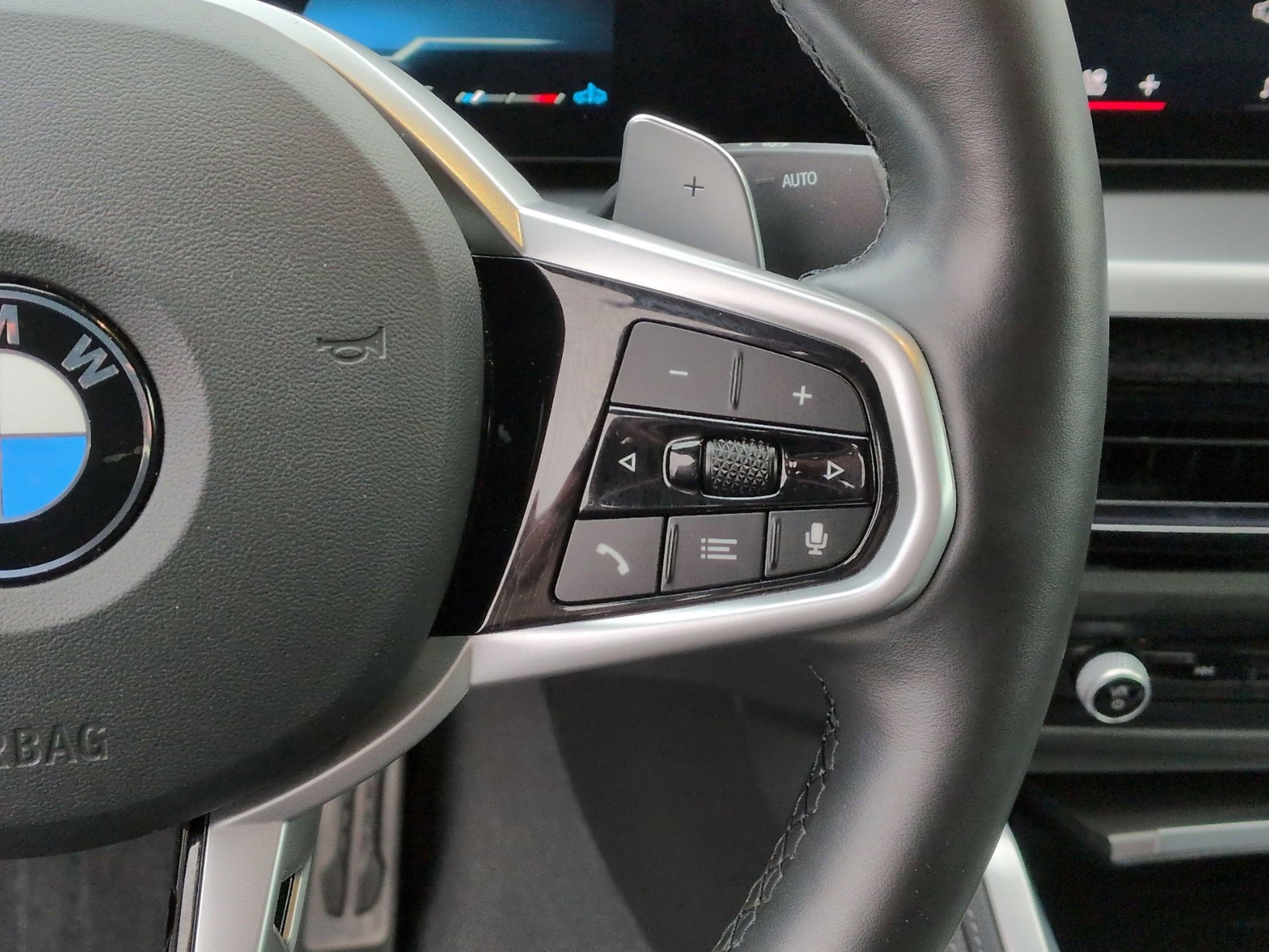 Used 2025 BMW 230i Coupe w/ M Sport Package image 20