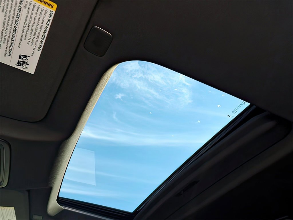 Used 2024 GMC Sierra 2500 Denali w/ Denali Reserve Package image 9