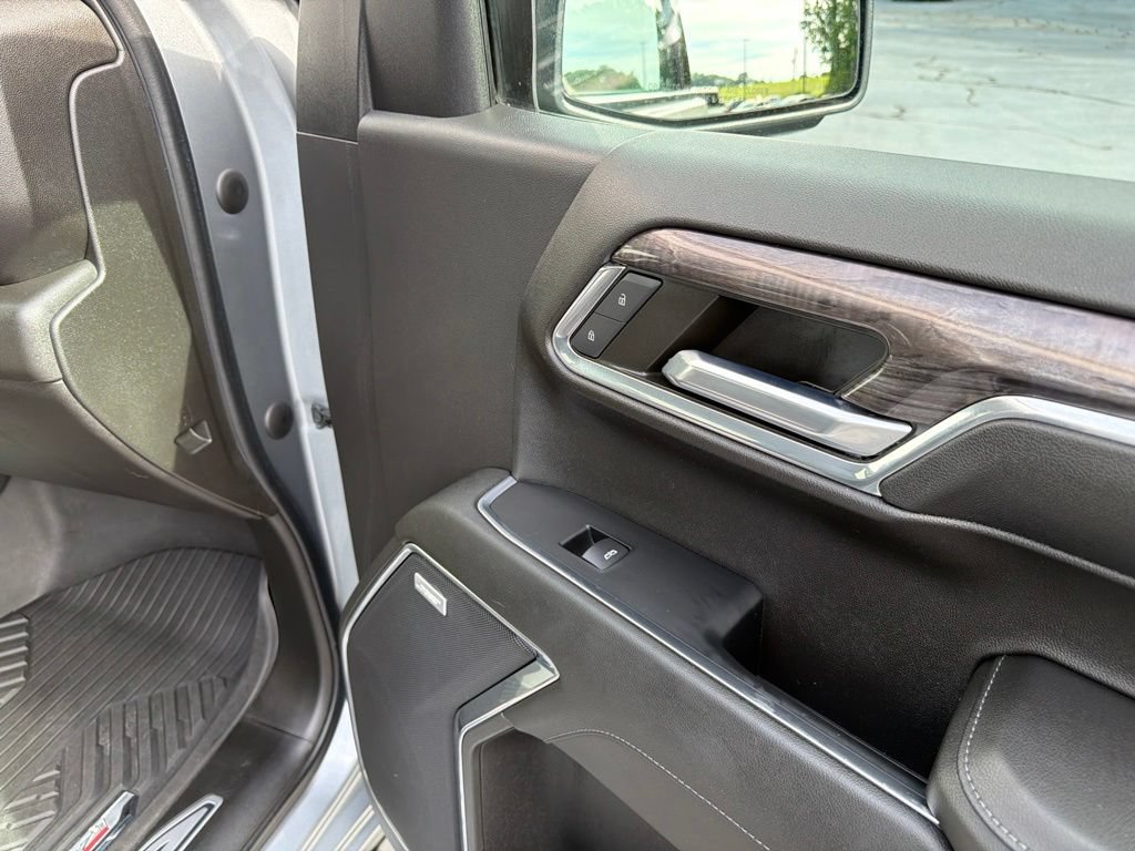 Used 2023 Chevrolet Silverado 1500 LTZ AWD/4WD image 33