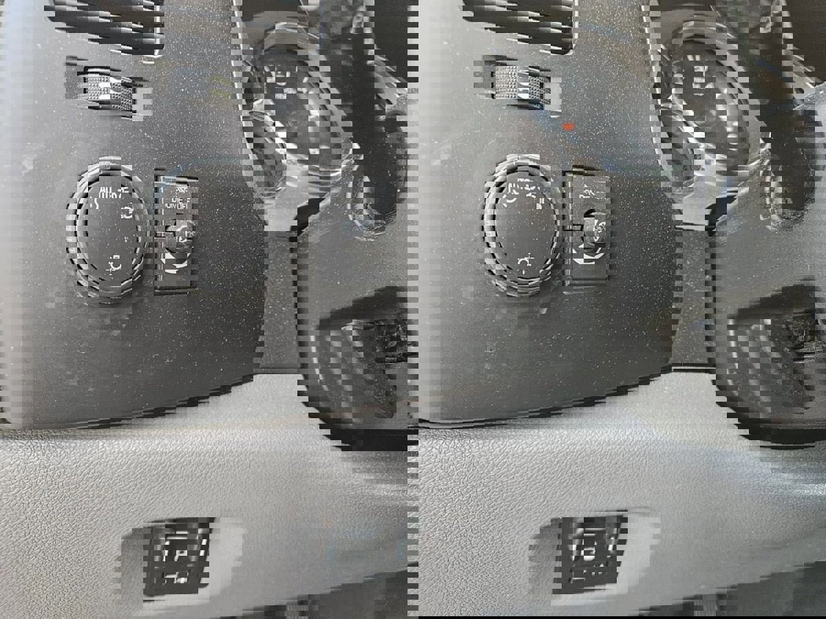 Used 2014 Chevrolet Silverado 3500 W/T image 23