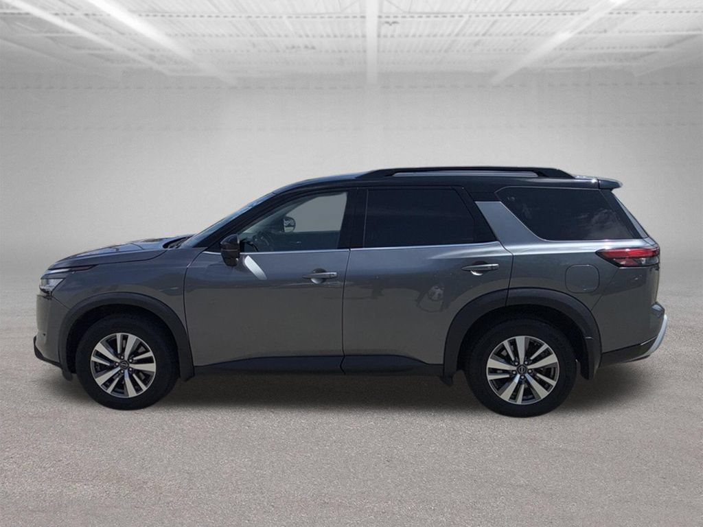 Certified 2022 Nissan Pathfinder SL AWD/4WD image 2