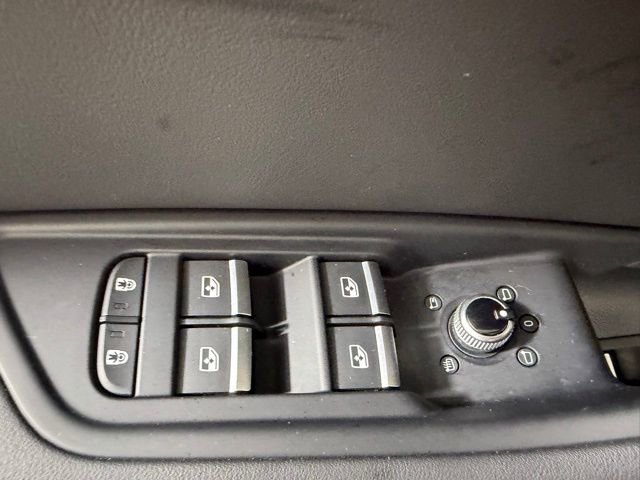 Used 2021 Audi A4 2.0T allroad Premium Plus w/ Premium Plus Package image 18