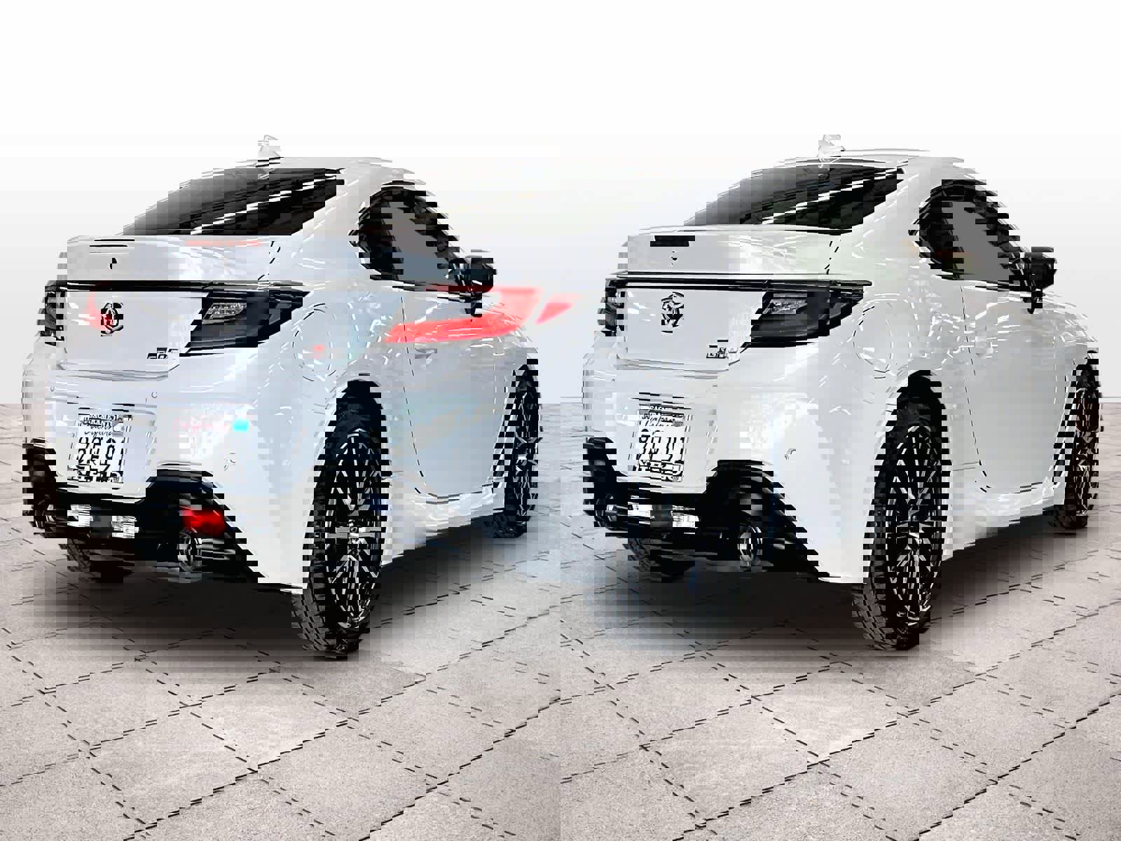 Used 2022 Toyota GR86 w/ ALL Weather Mat Package (TMS) image 13