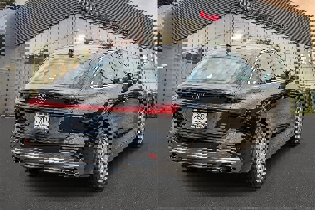 Used 2025 Audi A5 2.0T Premium Plus w/ Premium Plus image 4