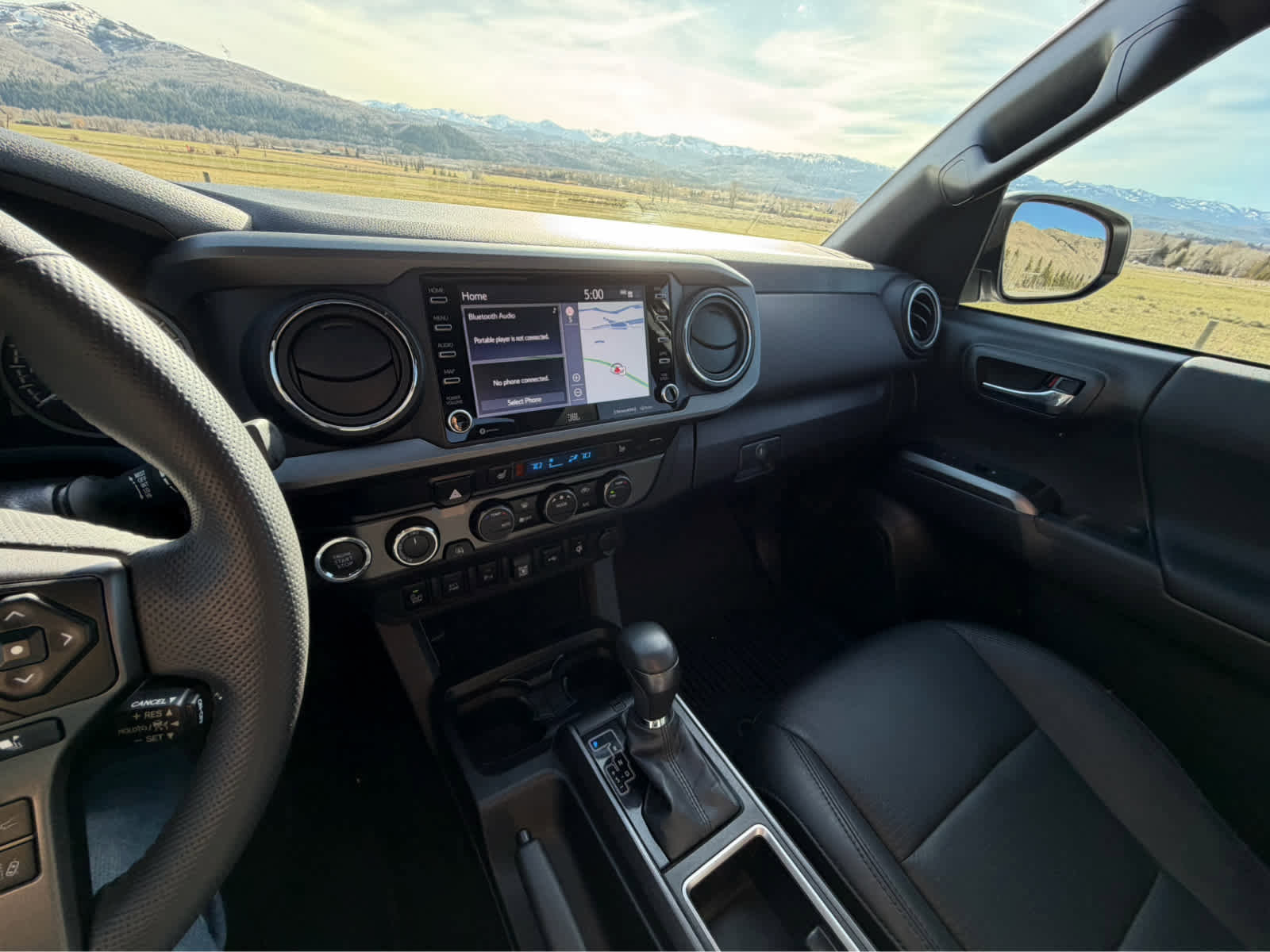 Used 2023 Toyota Tacoma TRD Off-Road w/ TRD Premium Off Road Package image 28